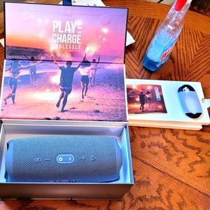 JBL Charge 5 (Brand New in Box with Bonus Carrying Case)
